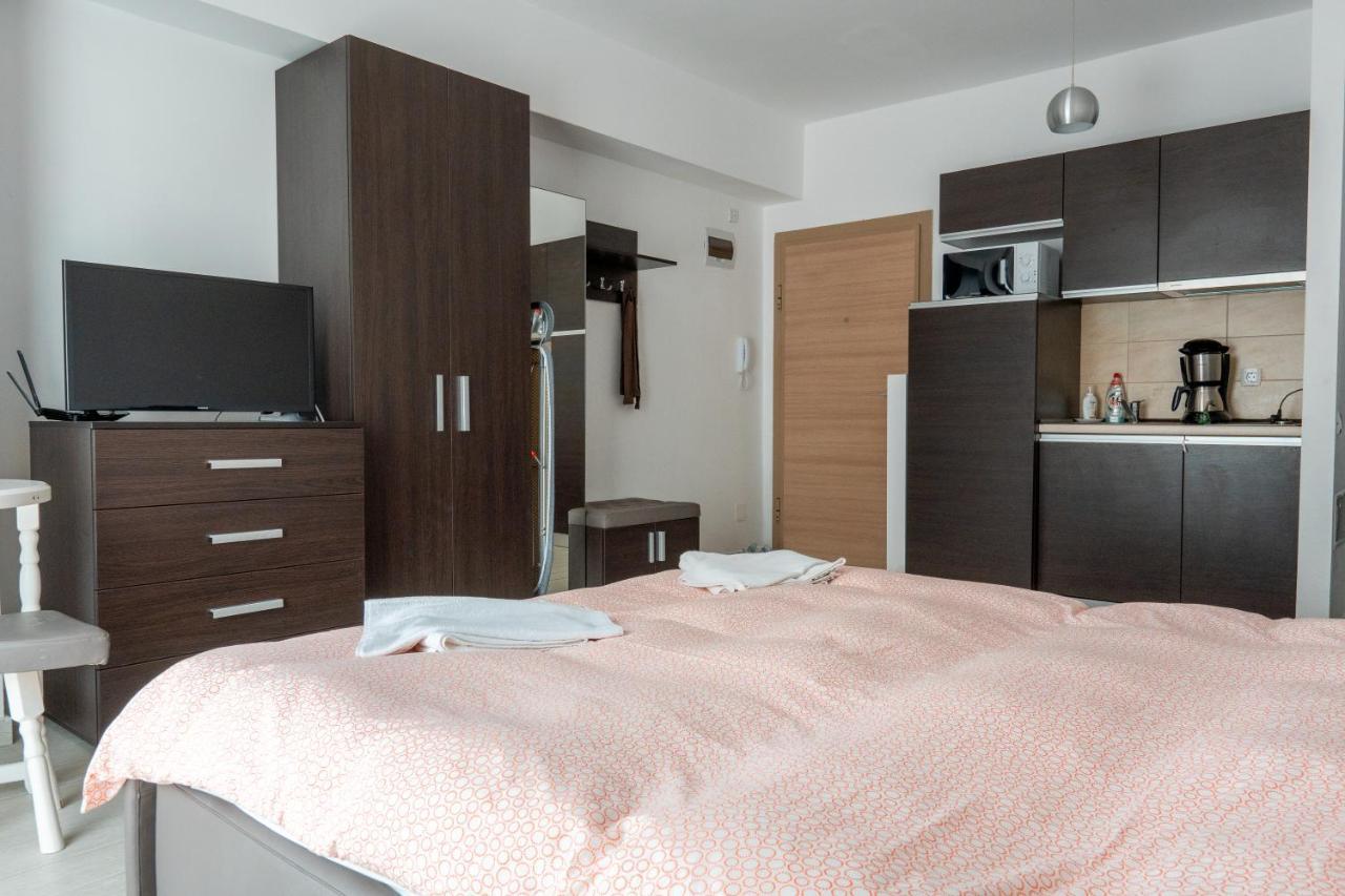 Bright Apartments Mamaia Nord Bagian luar foto