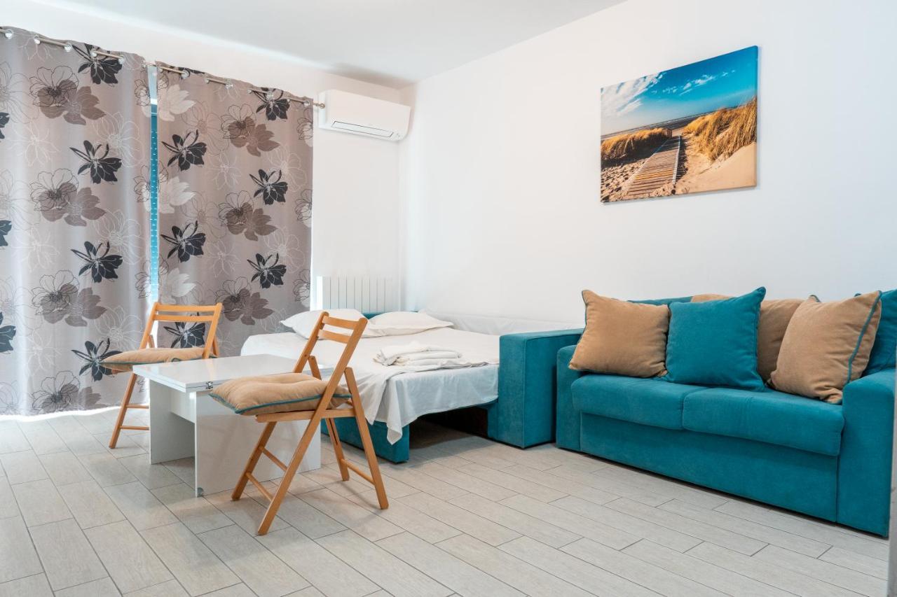 Bright Apartments Mamaia Nord Bagian luar foto