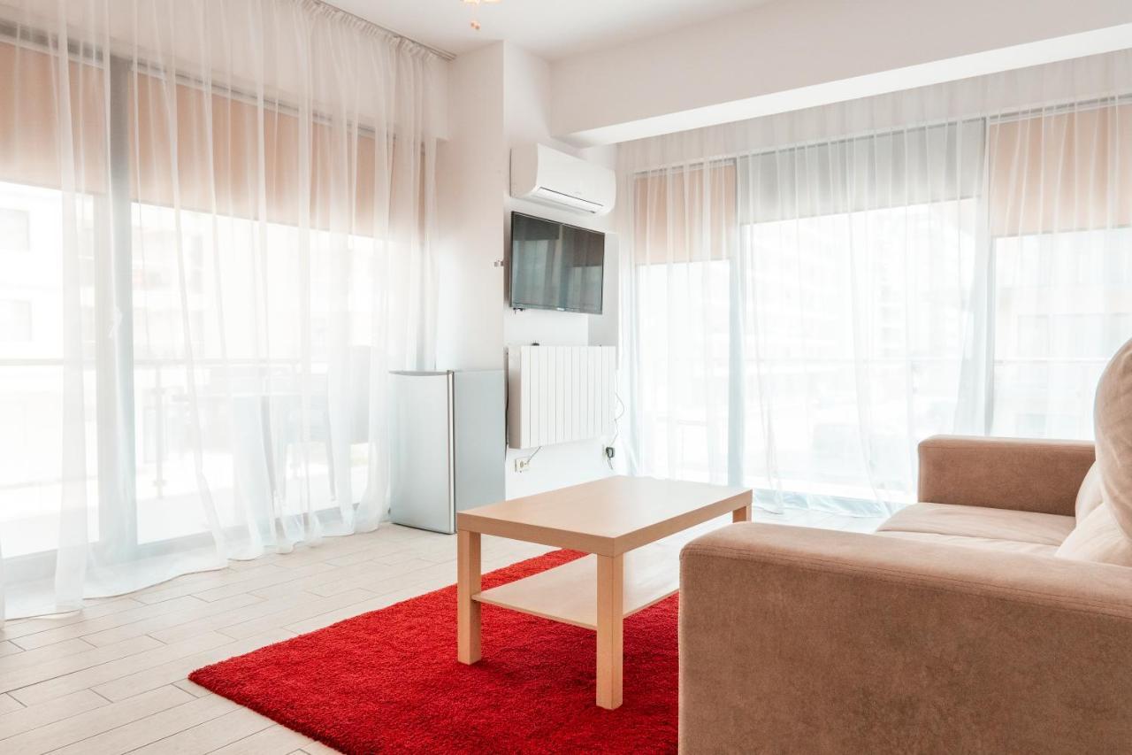 Bright Apartments Mamaia Nord Bagian luar foto