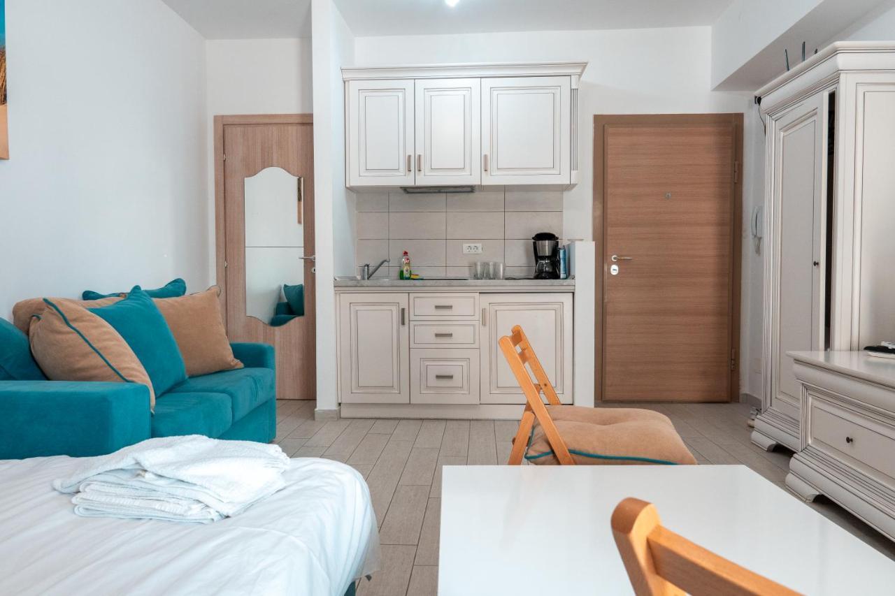 Bright Apartments Mamaia Nord Bagian luar foto